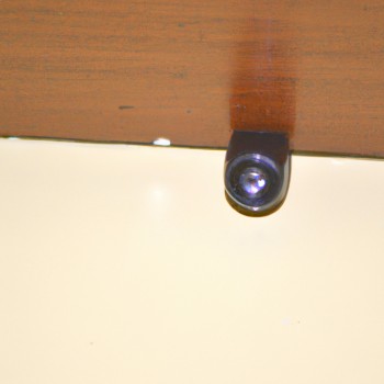 Quels sont les avantages d'une caméra espion porte manteau par rapport à d'autres types de caméras espion?